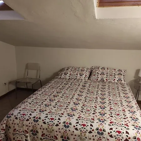 Casina Di Mezzo